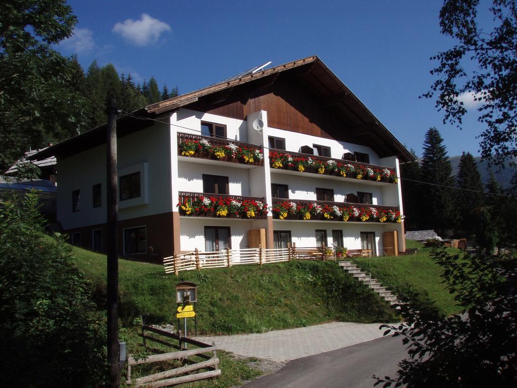 Haus Bergblick Apartman Bad Kleinkirchheim Kültér fotó