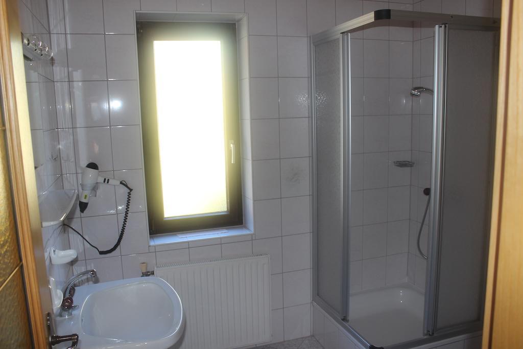 Haus Bergblick Apartman Bad Kleinkirchheim Szoba fotó
