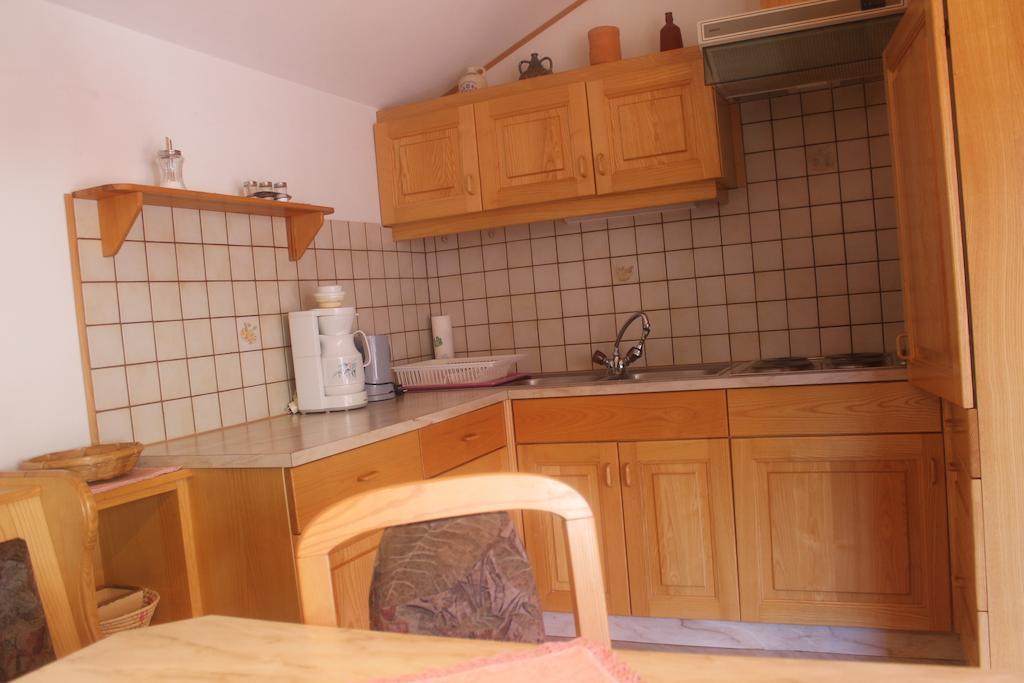 Haus Bergblick Apartman Bad Kleinkirchheim Szoba fotó