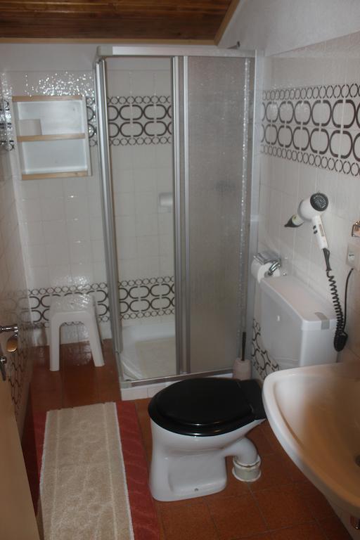Haus Bergblick Apartman Bad Kleinkirchheim Szoba fotó