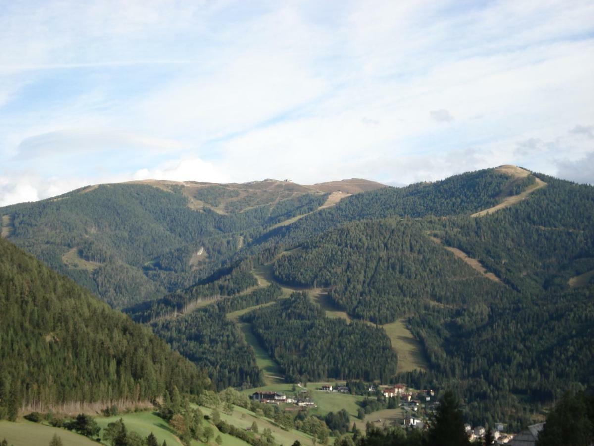 Haus Bergblick Apartman Bad Kleinkirchheim Kültér fotó